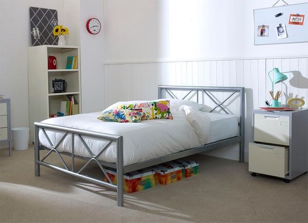 Manor Bed Frame, How To Put Up A Bed Frame