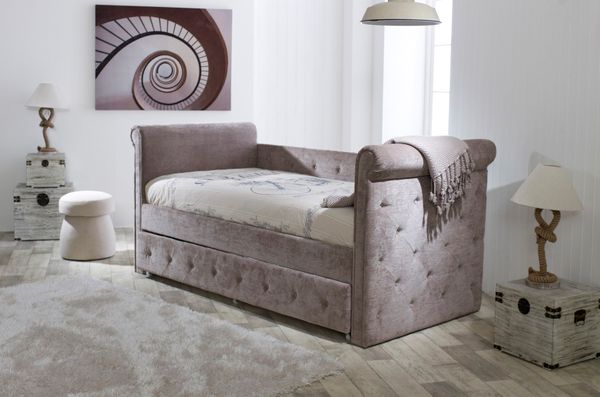 Adelphi Day Bed